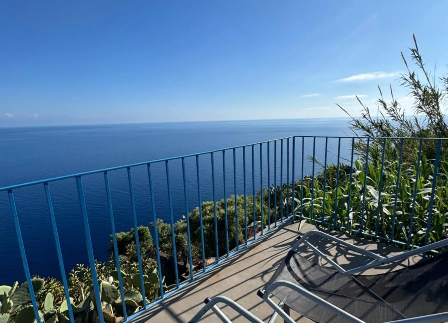 Villa Vista Mare A Filicudi Pecorini